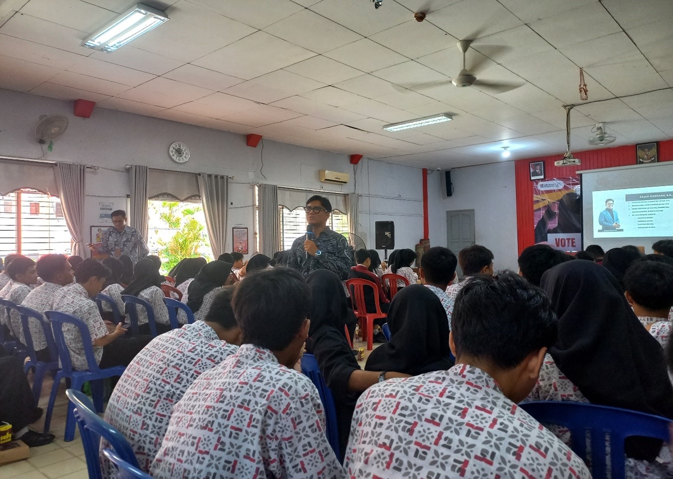 Skatel Workshop Projek Kreatif Kewirausahaan (PKK) : Menguatkan Jiwa Kewirausahaan Guru dan Murid